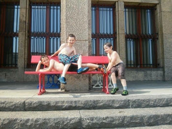 img9