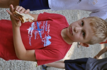 img2